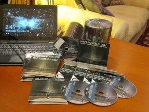About 250 of the 1,000 CD ROMs produced. The main design pattern is also shown on the CD themselves and the front cover of the protective envelopes.